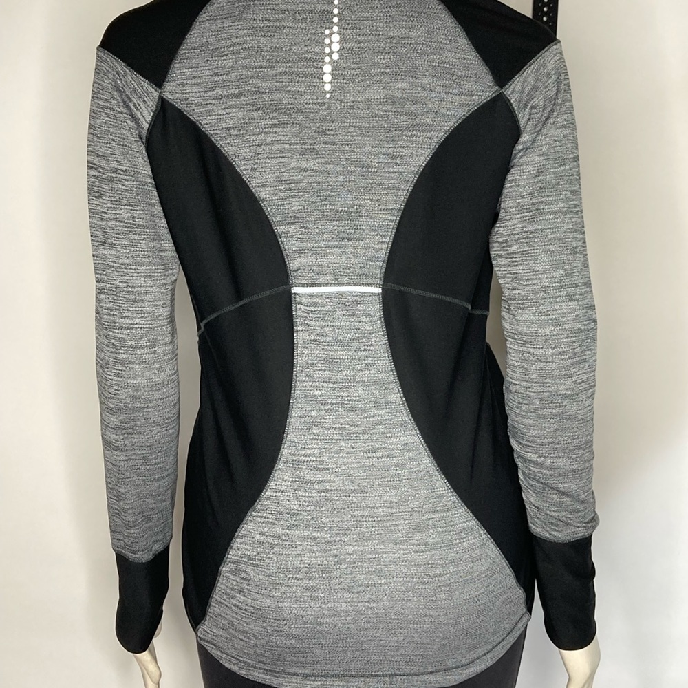 Avia 1/4 Zip Long Sleeve with thumb holes Sz M - Picture 6 of 8